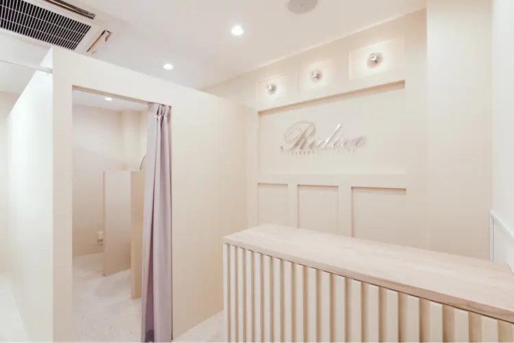 EYEBROW SALON Ridive 武蔵小杉の内観・外観1
