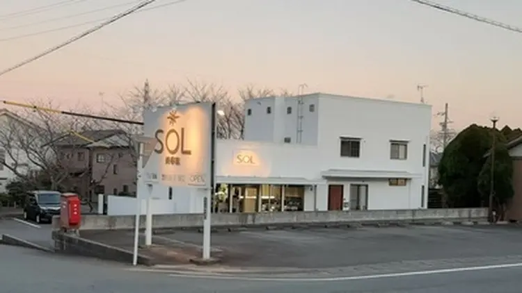 SOLの内観・外観1