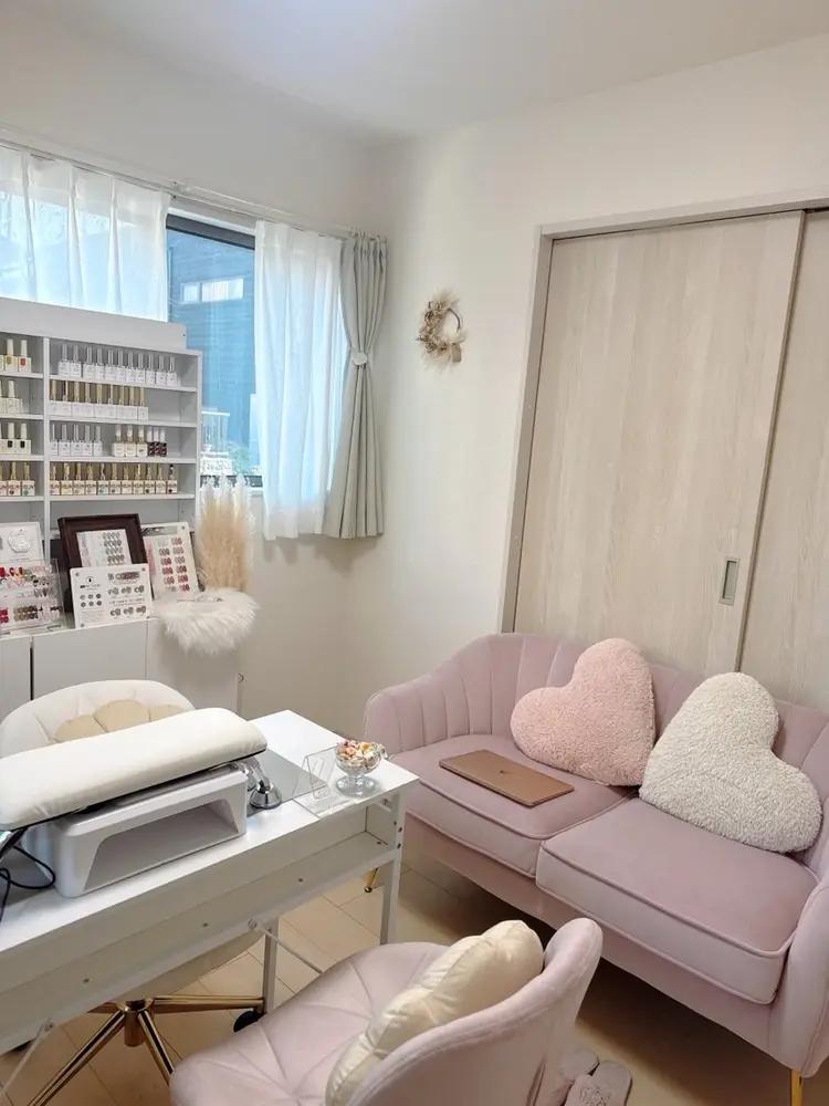 HanaNailの内観・外観1