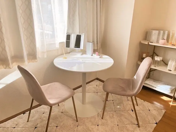 バストアップ専門店HAKUの内観・外観1