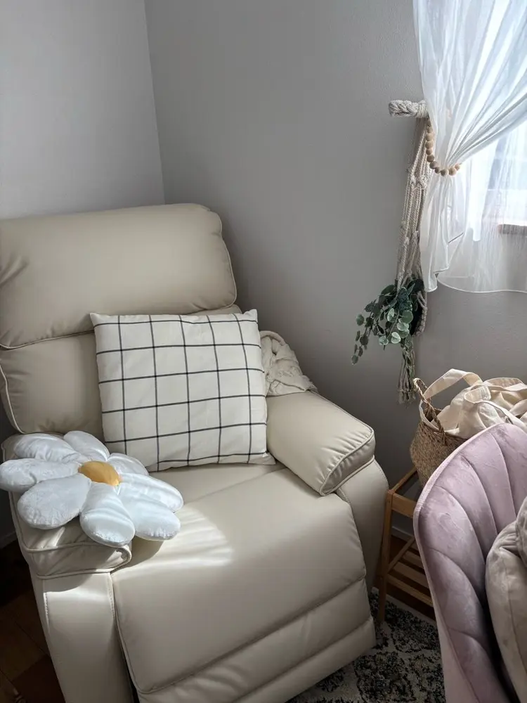 nail salon ulyum.の内観・外観1