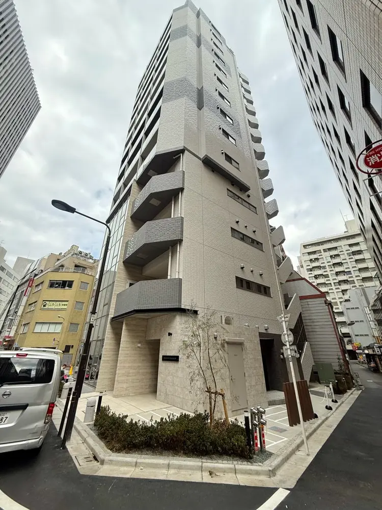 SALOWIN池袋East店3Fの内観・外観1