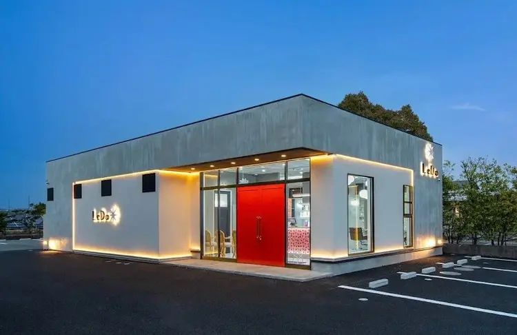 CHEMIRの内観・外観1