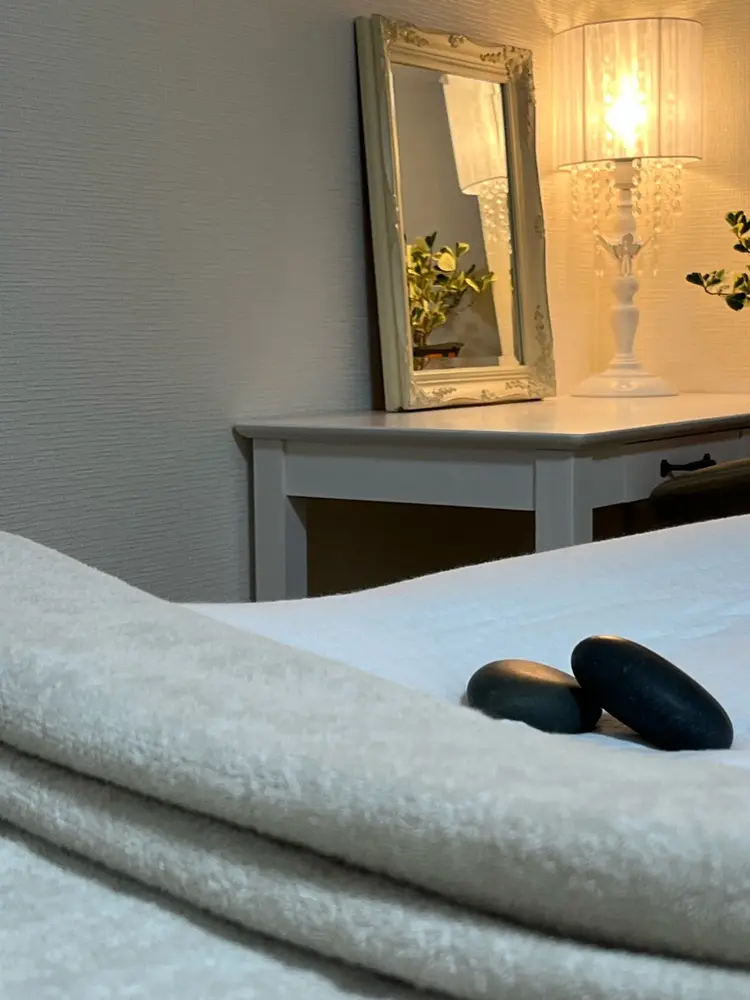 小顔・毛穴専門サロン le chel ルシェルの内観・外観2