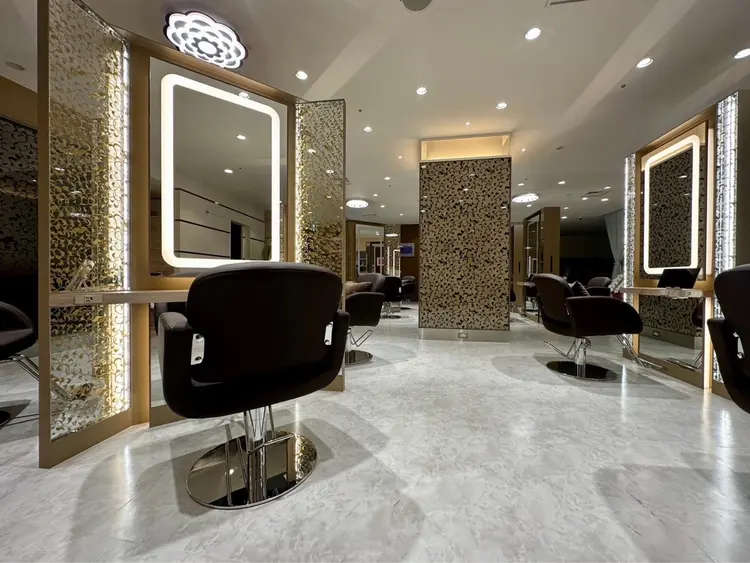 air-IKEBUKUROの内観・外観1