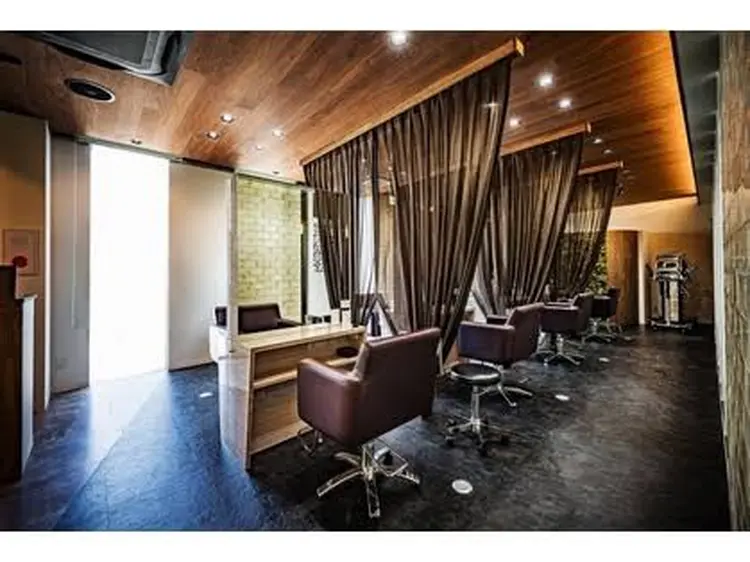 Hair Resort Noble(ヘアリゾートノーブル)の内観・外観2