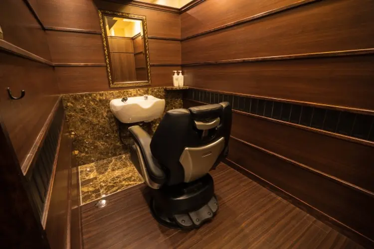 ヒロ銀座　浜松町店の内観・外観2