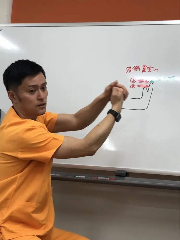 日本美容整骨学院大阪校の内観・外観2