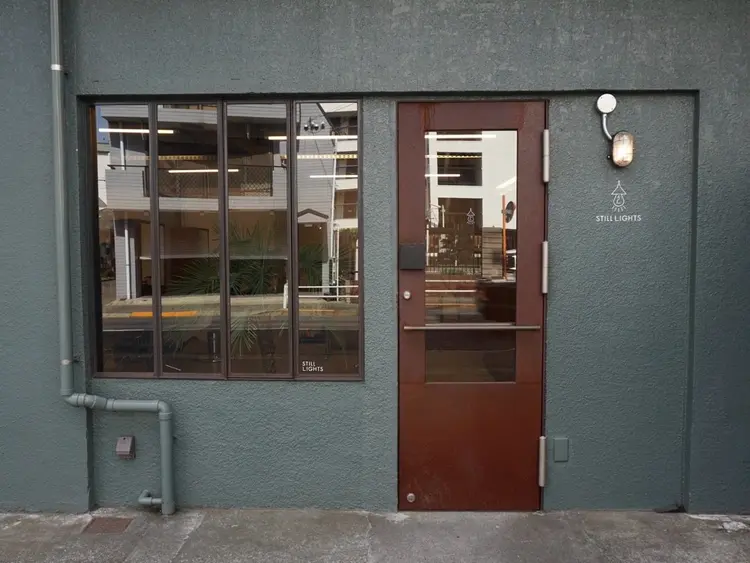 STILL LIGHTSの内観・外観1