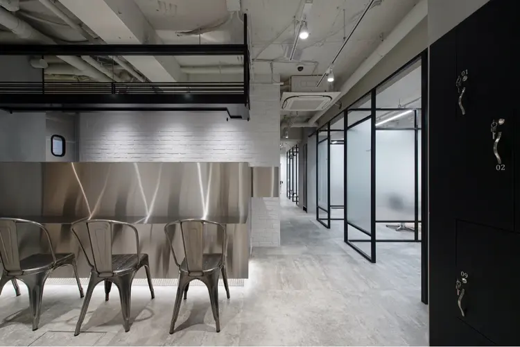 SALOWIN表参道の内観・外観1