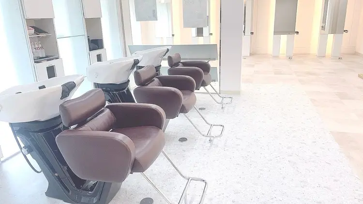 Hair Studio The edge木津店の内観・外観1