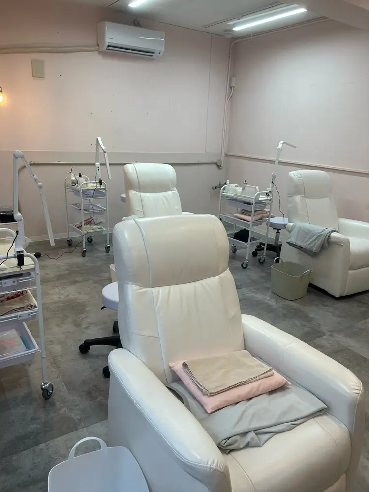 アイラッシュサロンGARDEN 姫路の内観・外観2