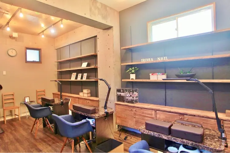 IROHAnailの内観・外観1