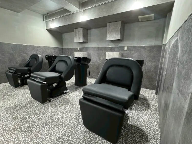 ECOO yelm 心斎橋【ブリーチ/ハイトーン/髪質改善】【エクーエルム】の内観・外観2