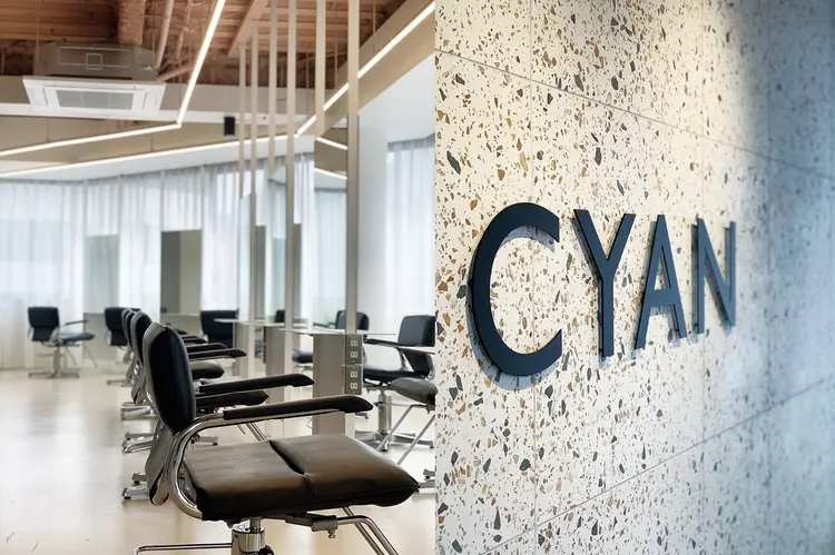 CYAN by acoron. 池袋 の内観・外観1