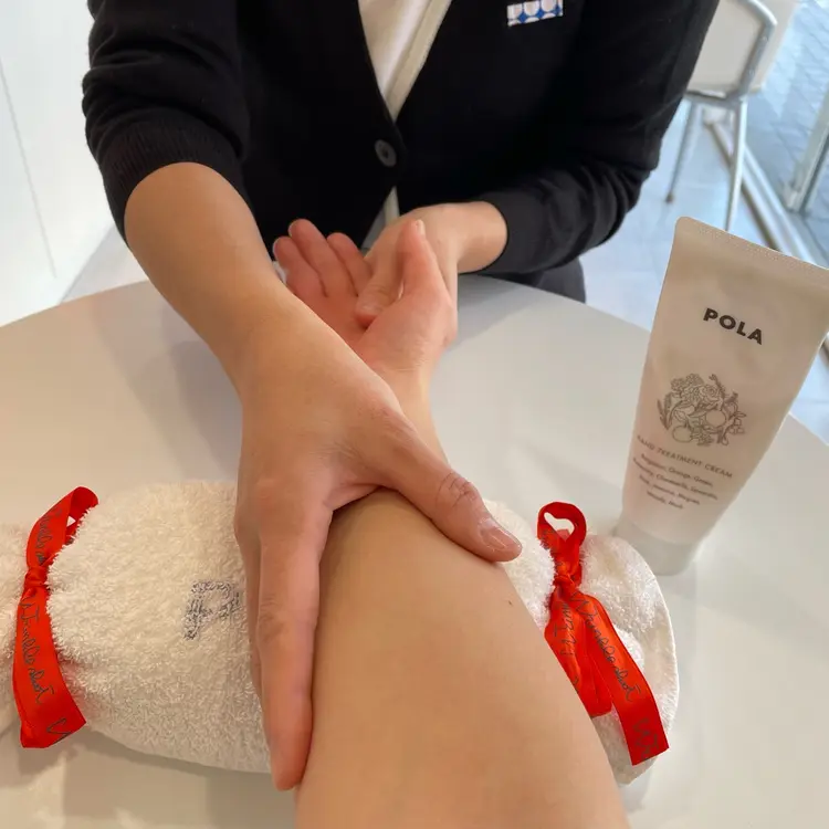 POLA the beauty 中村公園店の内観・外観3