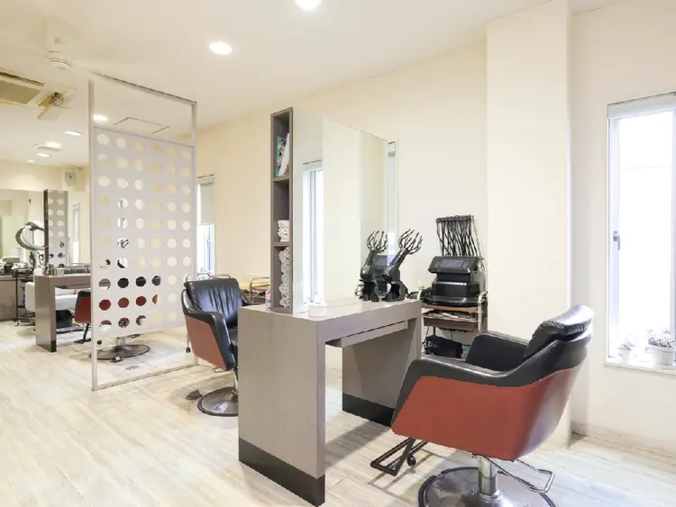 HAIR TREEの内観・外観2