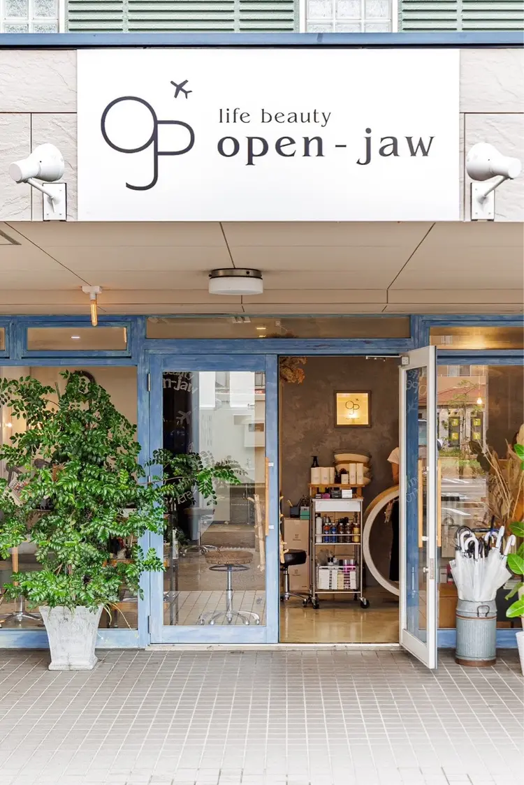 open-jawの内観・外観2