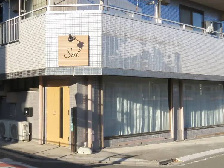 ヘアサロンソルの内観・外観2