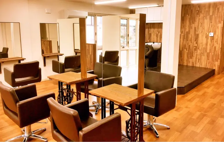 beauty salon TRINT トリントの内観・外観1