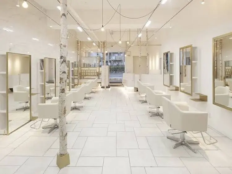 オーロ宝塚店の内観・外観1