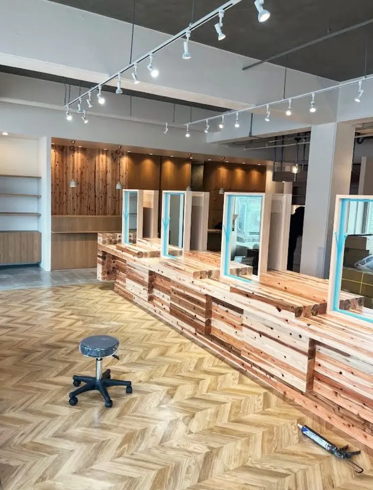 Rosso浦添店の内観・外観2