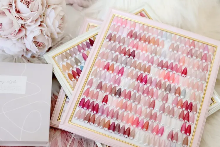 ネイルサロンリュミエールの内観・外観1