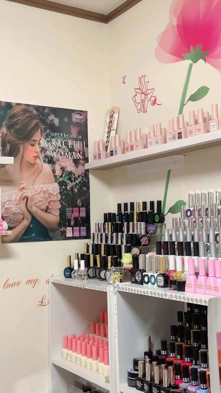 コヒメネイルの内観・外観3