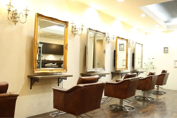 HAIR DESIGN chambordの内観・外観2