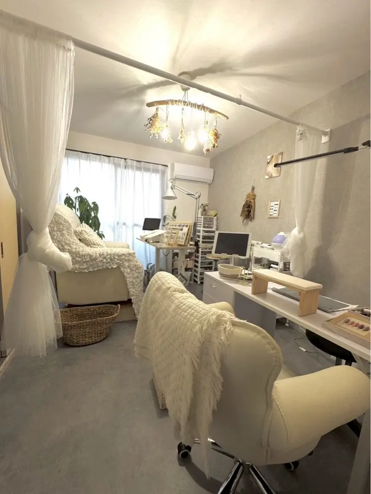 EMINYの内観・外観1