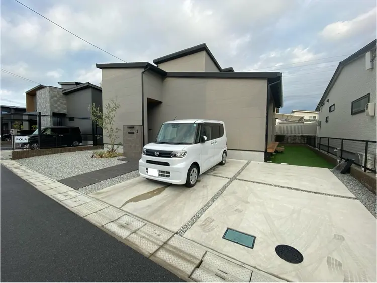 POLA近鉄新庄店の内観・外観1