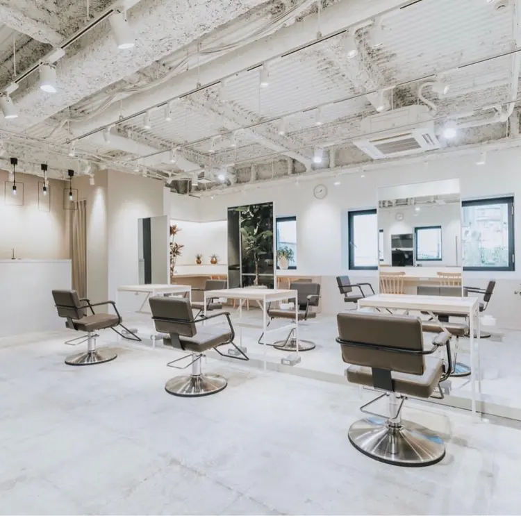 FILMSの内観・外観1