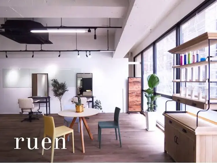 ruen 上通り　髪質改善＆ショートカットの内観・外観1