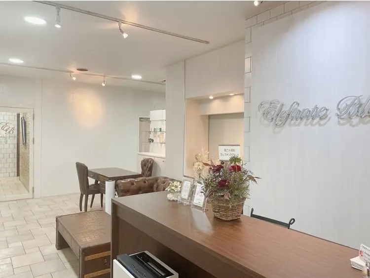 エレファンテ・ブランコの内観・外観1