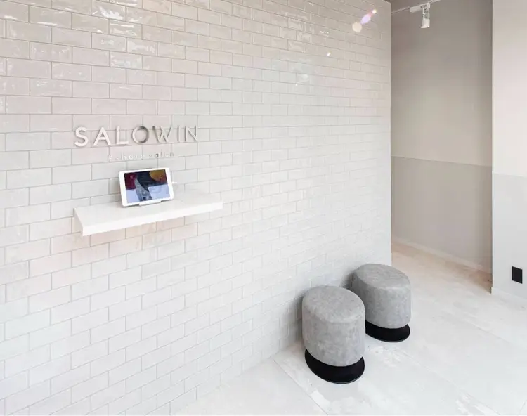 SALOWIN 梅田茶屋町North店の内観・外観2