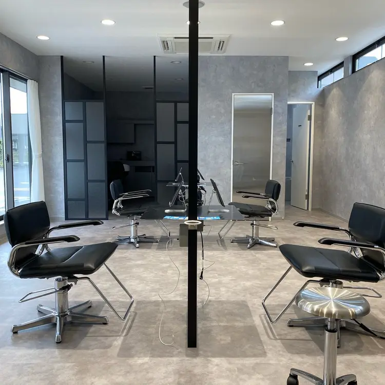 HEDIの内観・外観1