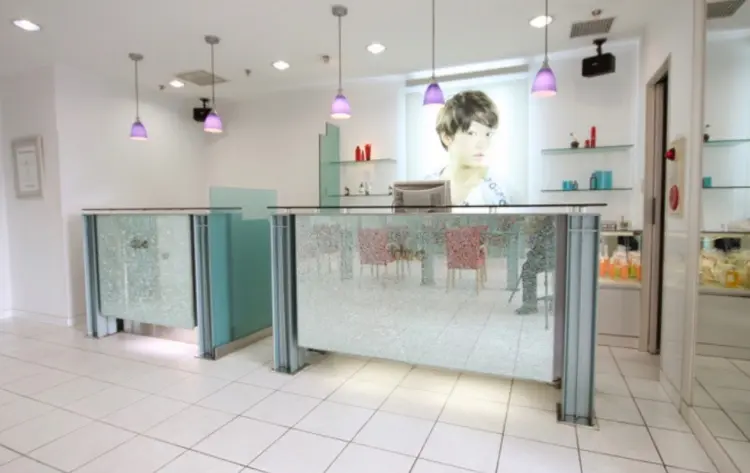 due(ドゥーエ）の内観・外観2