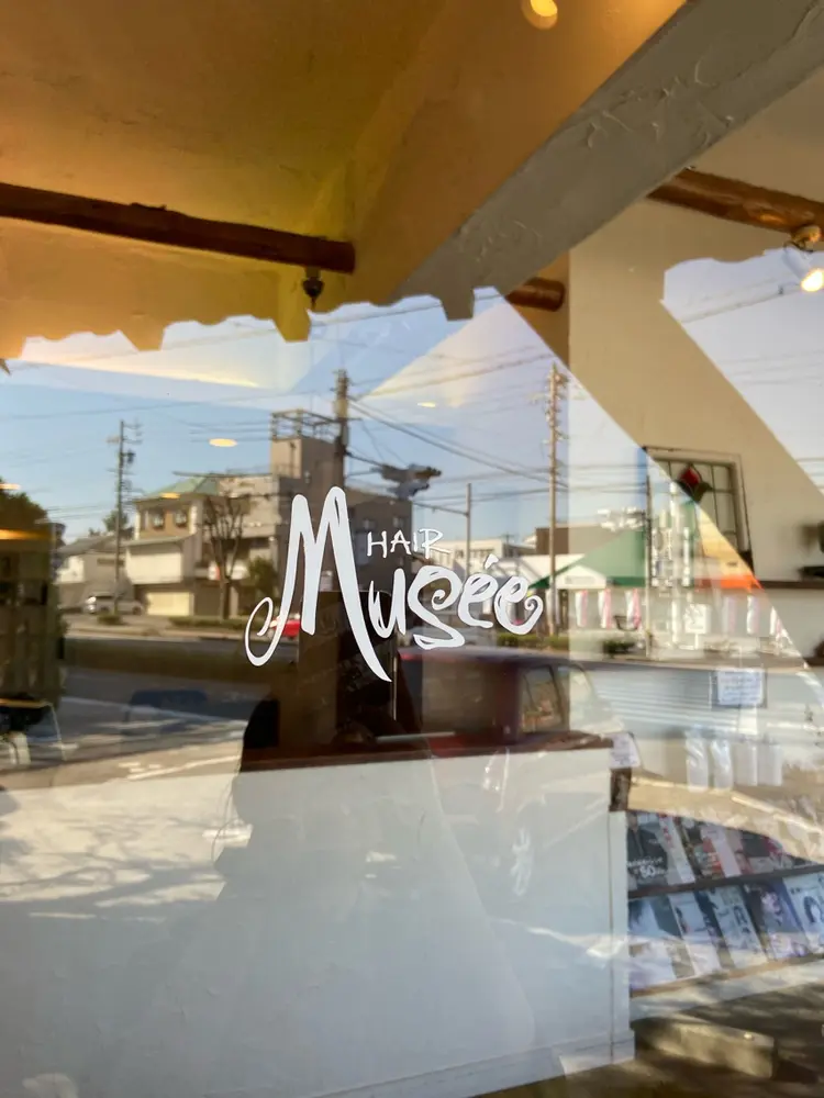 Hair Musee   柱店の内観・外観3