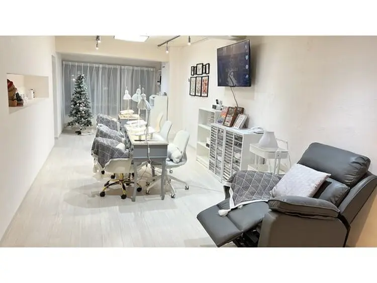 U.NIの内観・外観2