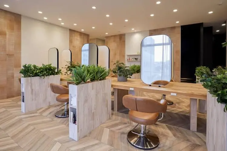 The HAIR  LOUNGE  Hatsuko Endo AVEDAの内観・外観2