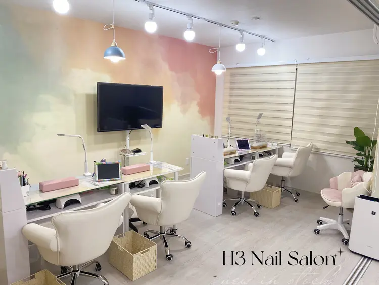 H3 Nail Salonの内観・外観1