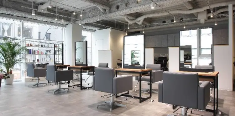 CAFの内観・外観1