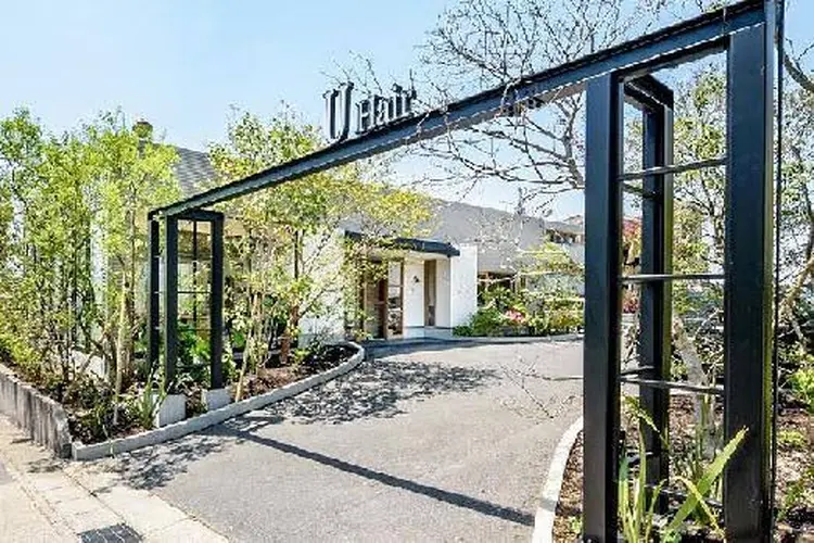 uhair滝ノ水店の内観・外観1