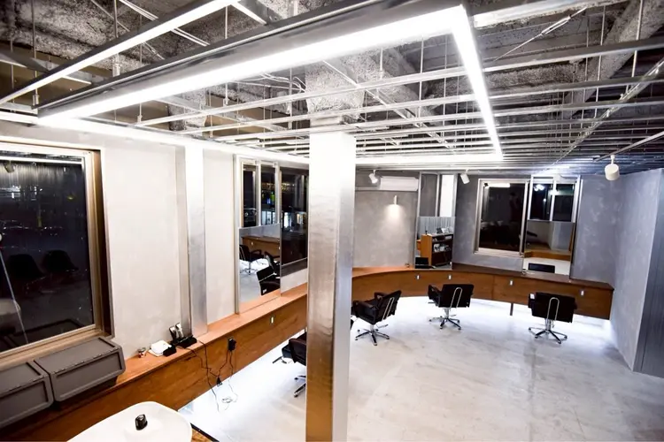 REJOICEhairの内観・外観2