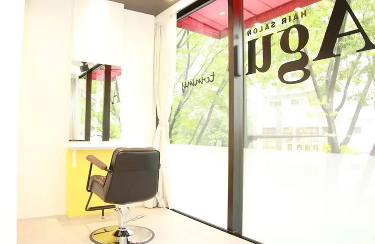 Agu hair tommy 高宮駅前の内観・外観3