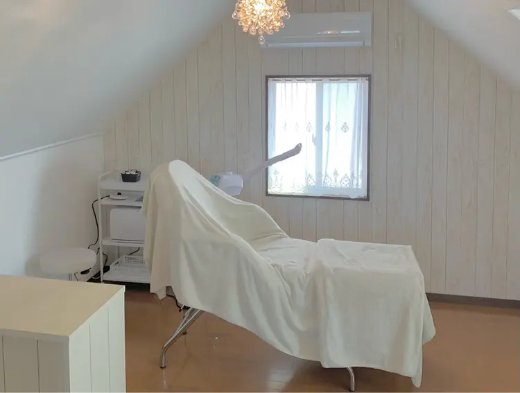 POLA laugh la 一ツ木店の内観・外観1