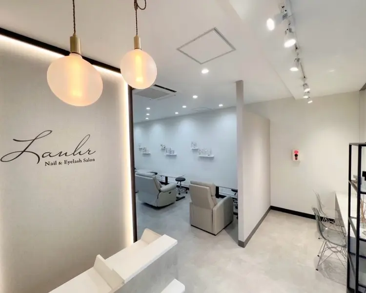 Lanhr Nail&Eyelashの内観・外観1