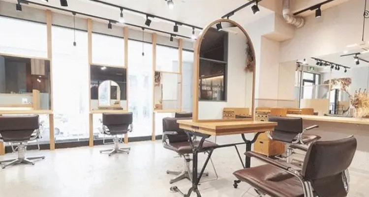 STAND By HAIR&Coffeeの内観・外観2