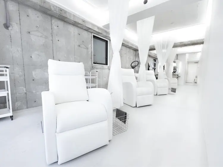 アイブロウ&まつげパーマ専門店 IVY-LINE 上野上野御徒町【アイブロウ/パリジェンヌ】の内観・外観2