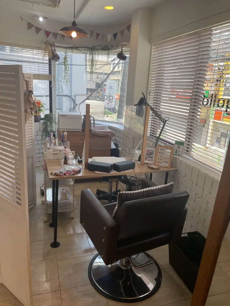 NailsalonTiareの内観・外観1